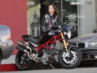 alanis_morissette_motorcycle_hollywood_3.jpg